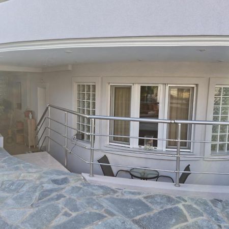Lirika'S Airport House Apartment Artemida  Exterior photo